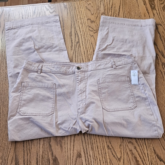 NWT Old Navy khaki size 18 high rise wide leg pants. - Picture 3 of 7